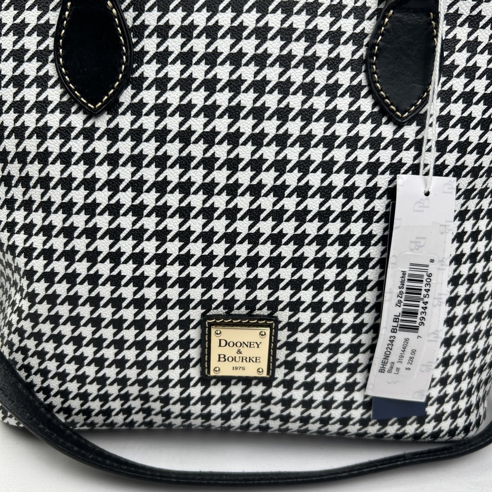 NWT Dooney Bourke Black White Houndstooth Domed Zip Zip Satchel Handbag Purse - Picture 2 of 16
